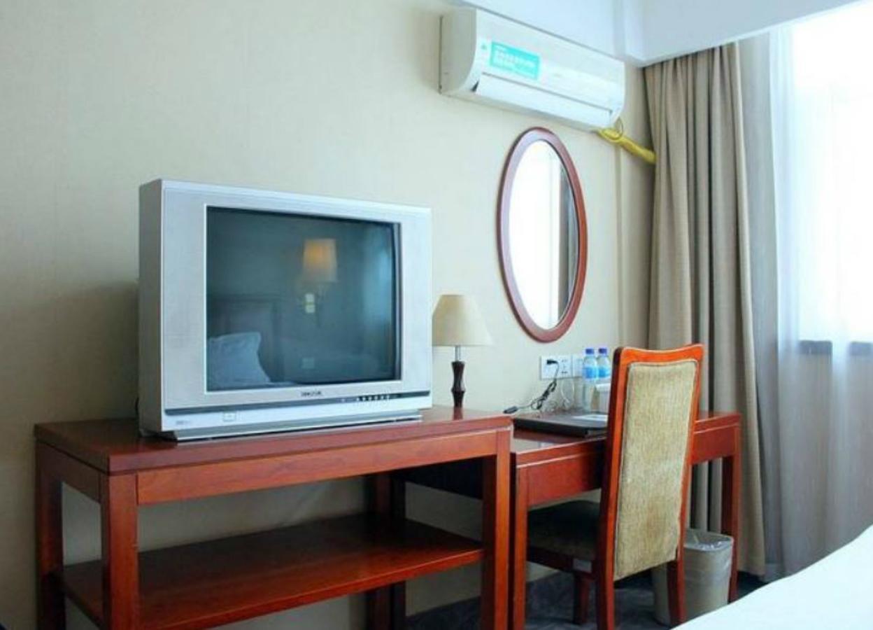 Gma Hotel Shanghai Wuning Road Zhenping Road Metro Station Extérieur photo